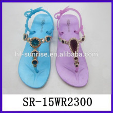 Venta al por mayor china señora señoras PVC sandalias mujeres sandalias ocasionales zapatillas de señoras